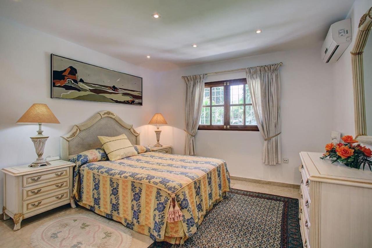 Exclusive Villa Las Palmeras Puerto Banus With Heated Private Swimming Pool, Marbella, Spain Εξωτερικό φωτογραφία