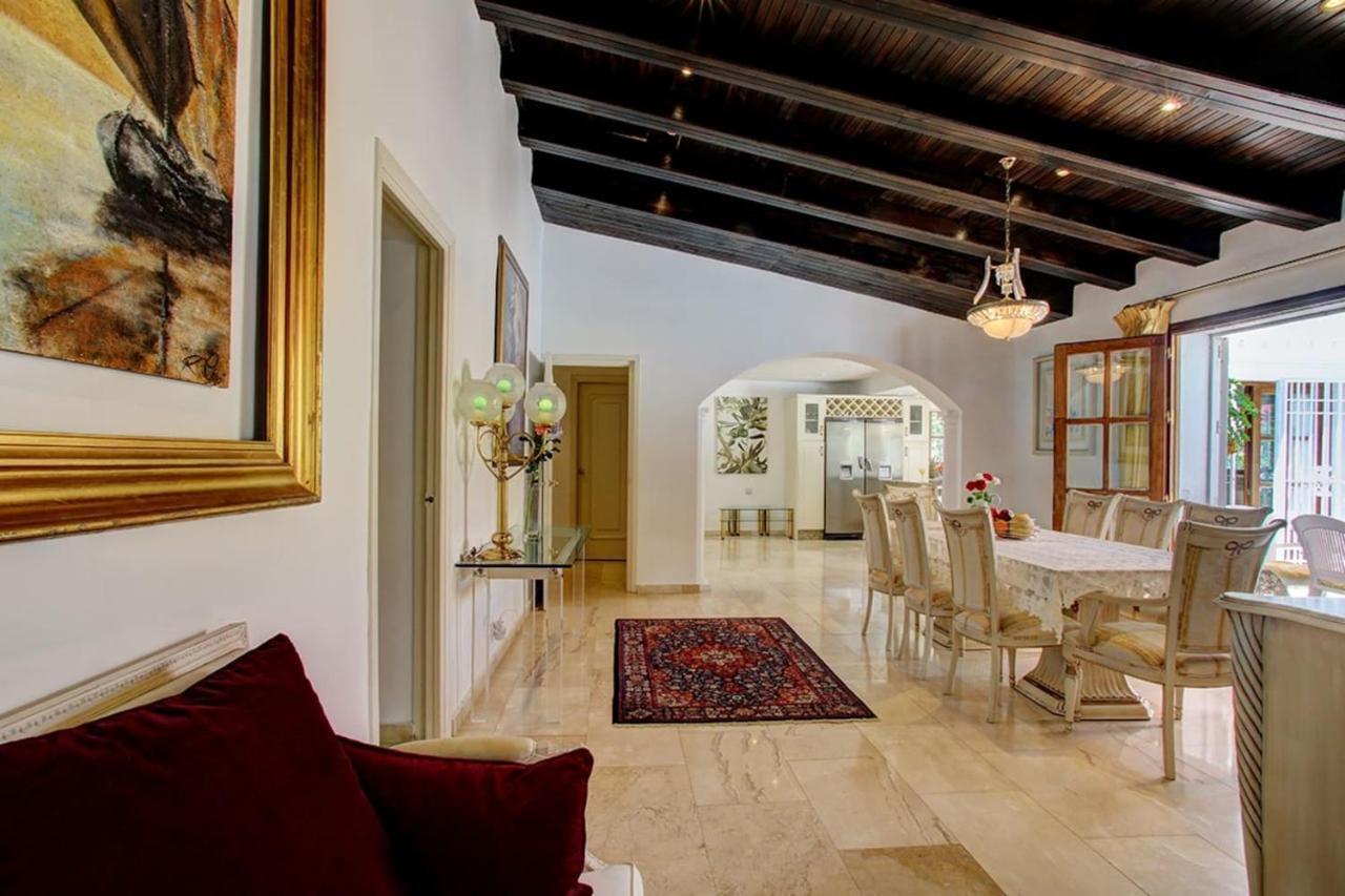 Exclusive Villa Las Palmeras Puerto Banus With Heated Private Swimming Pool, Marbella, Spain Εξωτερικό φωτογραφία