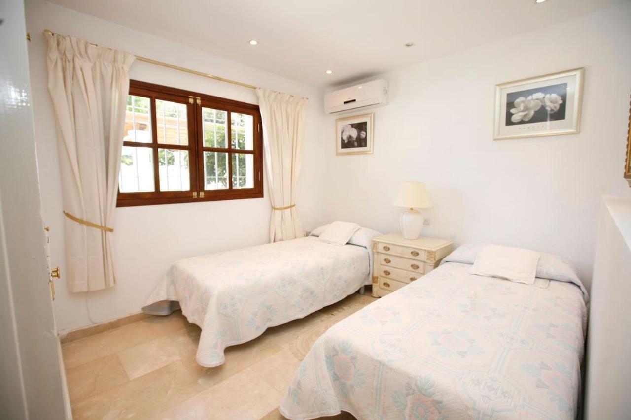 Exclusive Villa Las Palmeras Puerto Banus With Heated Private Swimming Pool, Marbella, Spain Εξωτερικό φωτογραφία