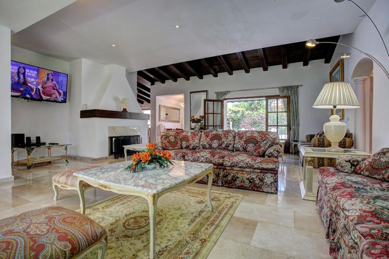 Exclusive Villa Las Palmeras Puerto Banus With Heated Private Swimming Pool, Marbella, Spain Εξωτερικό φωτογραφία
